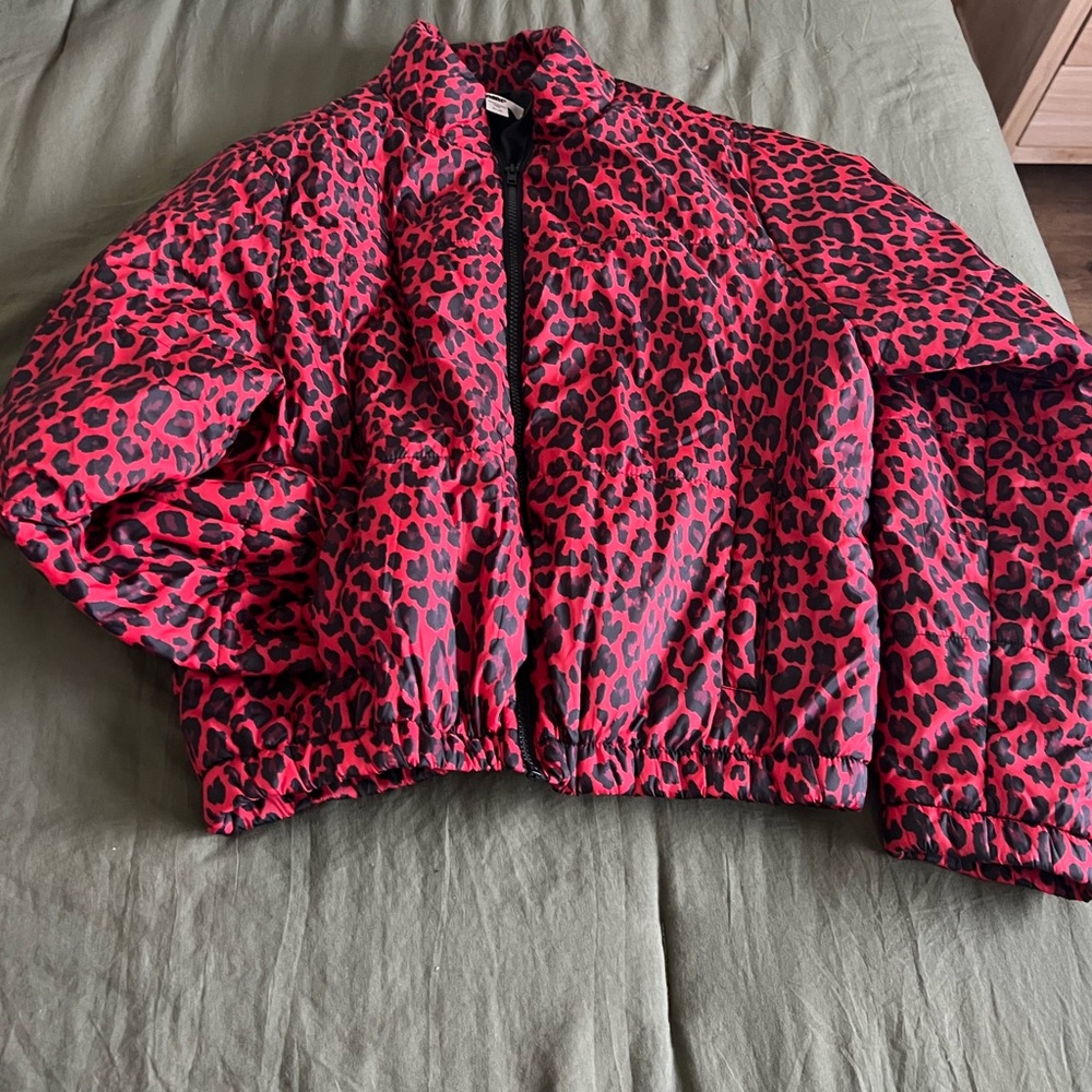 Red leopard puffer jacket